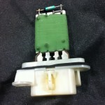 Picture of blower resistor assembly